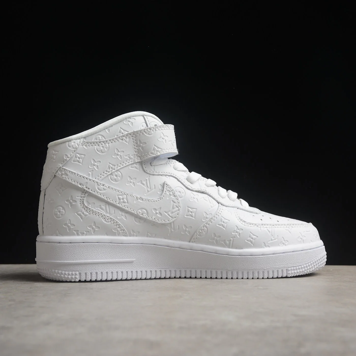 LV Signature Air Force 1 Mid - Image 3