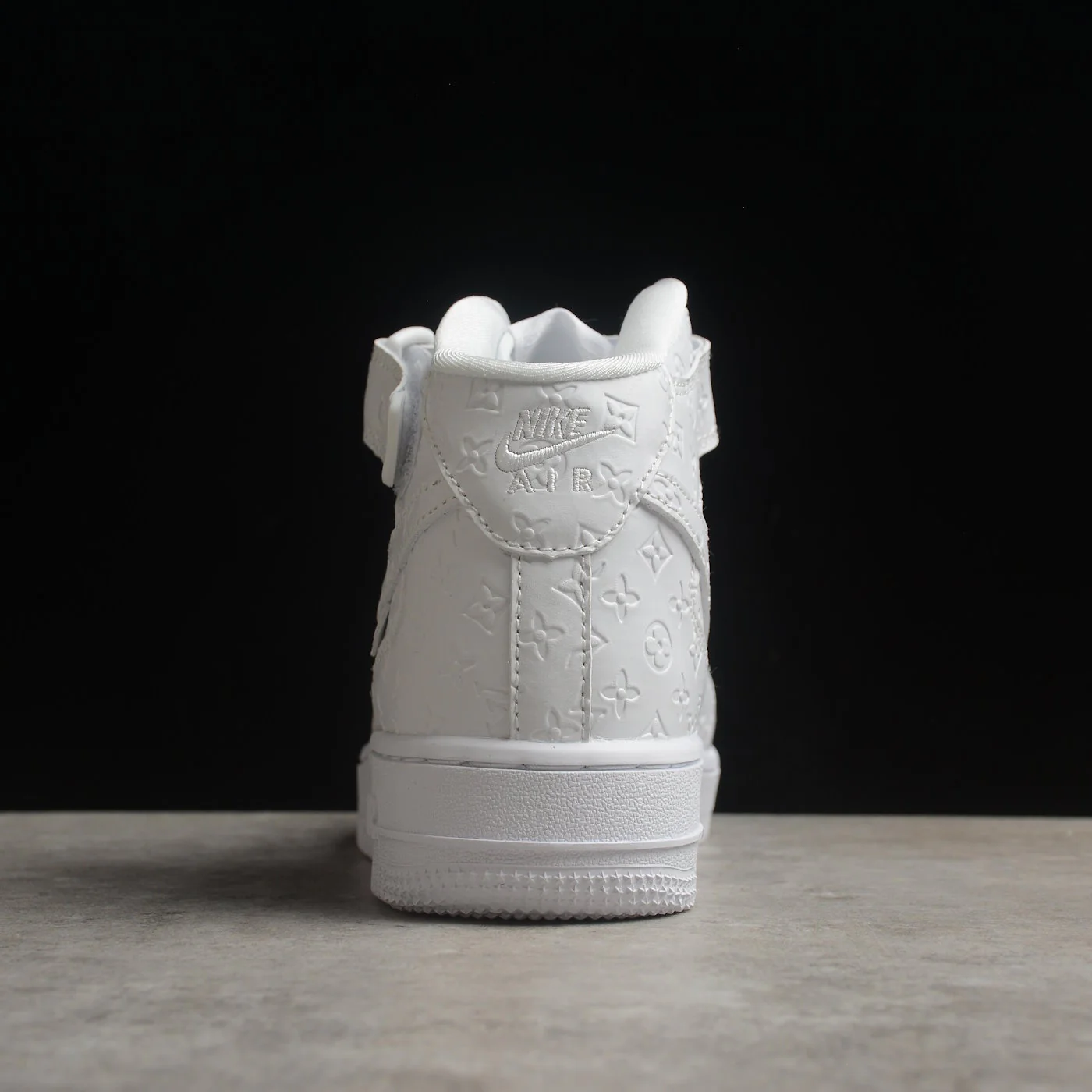 LV Signature Air Force 1 Mid - Image 4