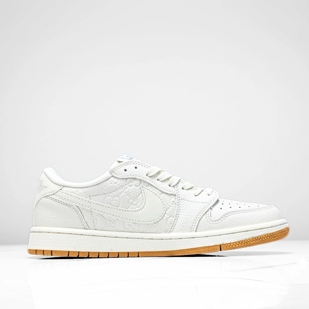 Signature GG Air Jordan 1 - Image 4