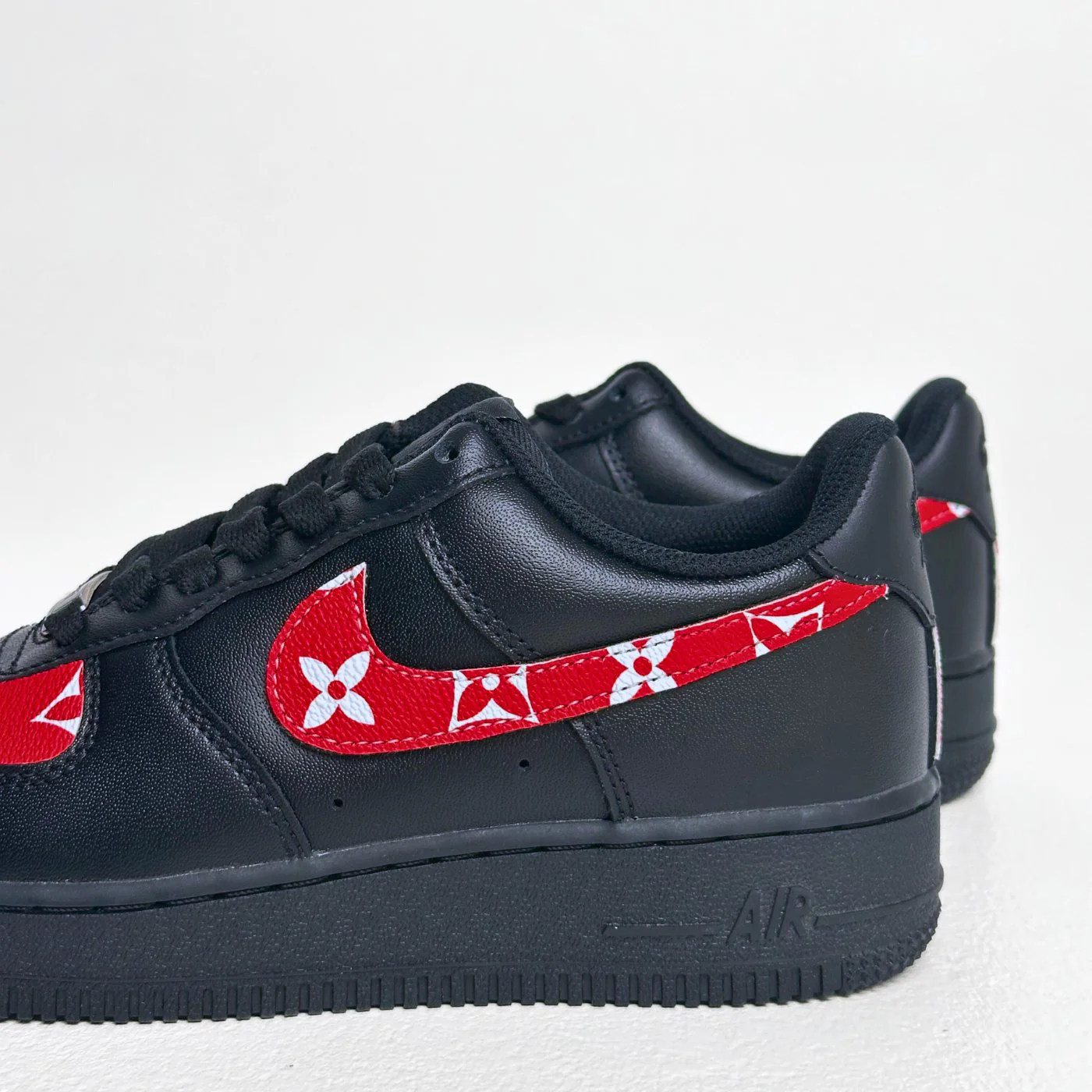 Supreme x LV Black Air Force 1 - Image 4